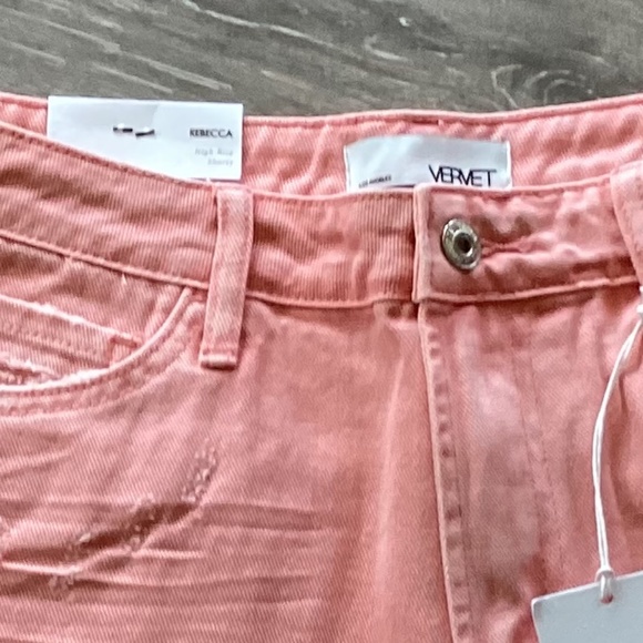 Vervet Rebecca High Rise Vintage Washed Pink Shorts NWT - Picture 3 of 3